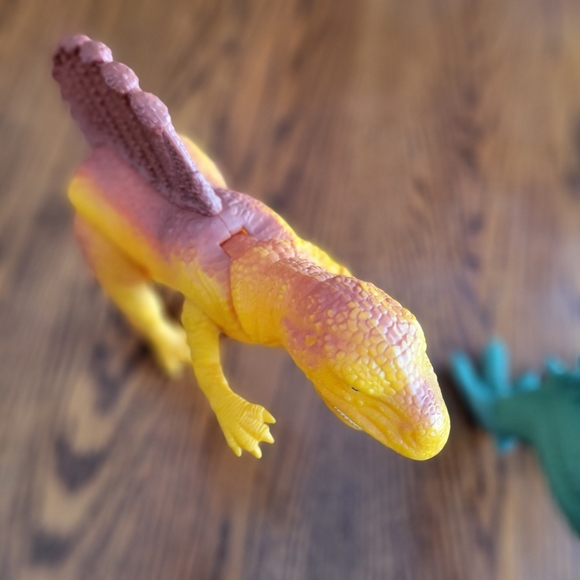 Vintage 1987 Playskool Definitely Dinosaurs Spinosaurus & T-Rex Set - Picture 4 of 14